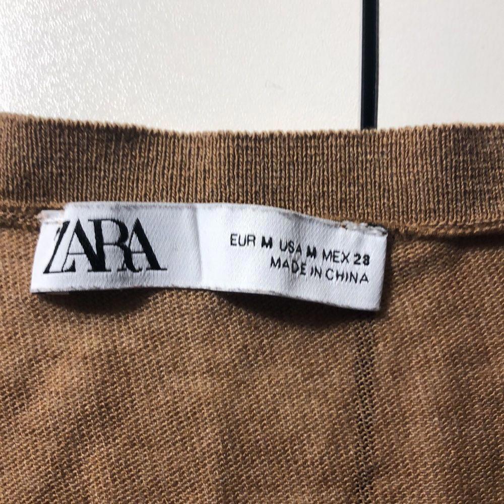 ZARA Brown Soft Long Sleeve V-Neck Sweater - Size M - Picture 2 of 4